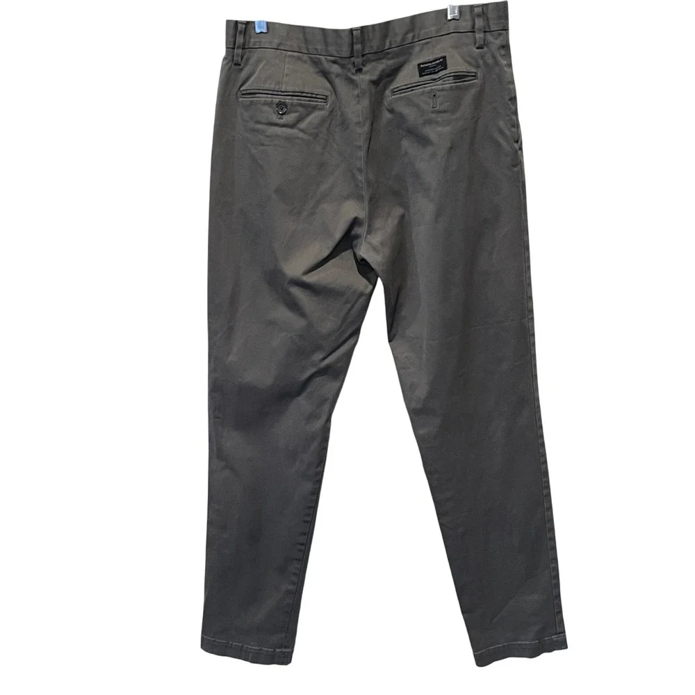 Banana Republic versatile chinos